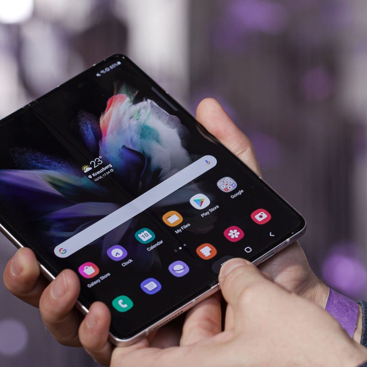 One UI 5.1.1 update has been released for Galaxy Z Fold 2