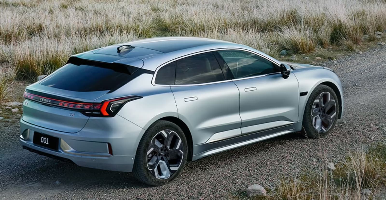 مشخصات و تصاویر سدان جیلی زیکر Geely Zeekr