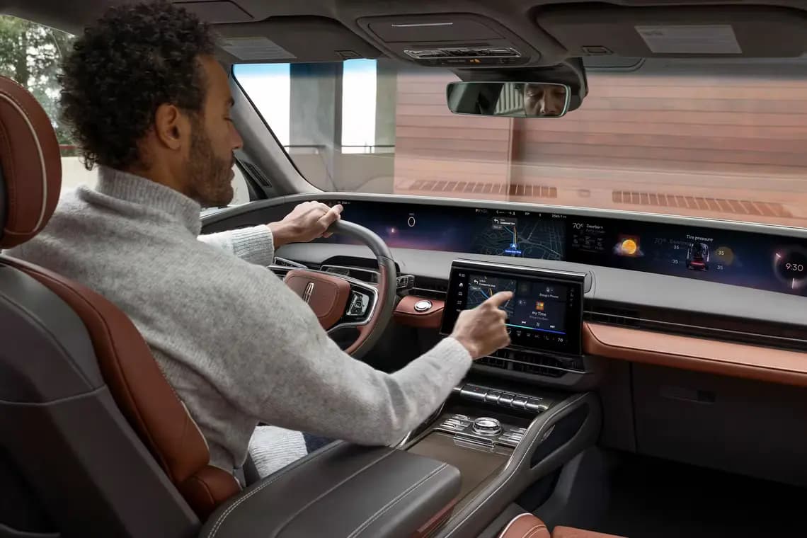 Ford's New In-Car OS Won't Replace Android Auto or Apple CarPlay