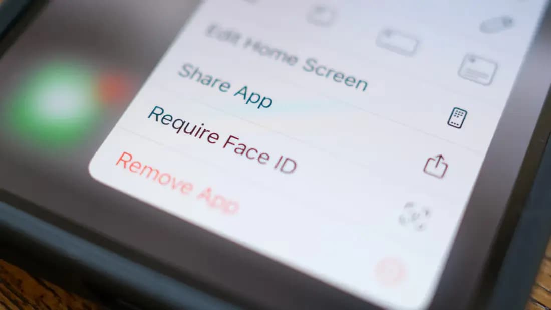 Hide Apps on iPhone