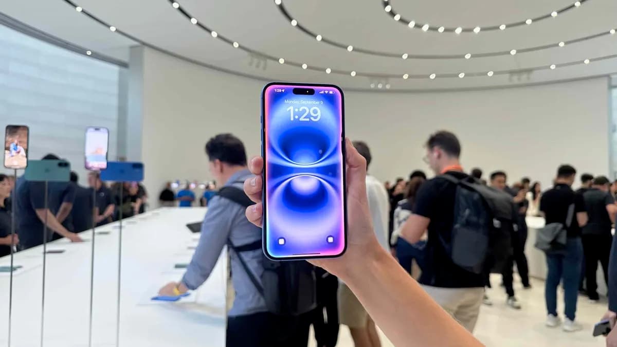 iphone-16 screen