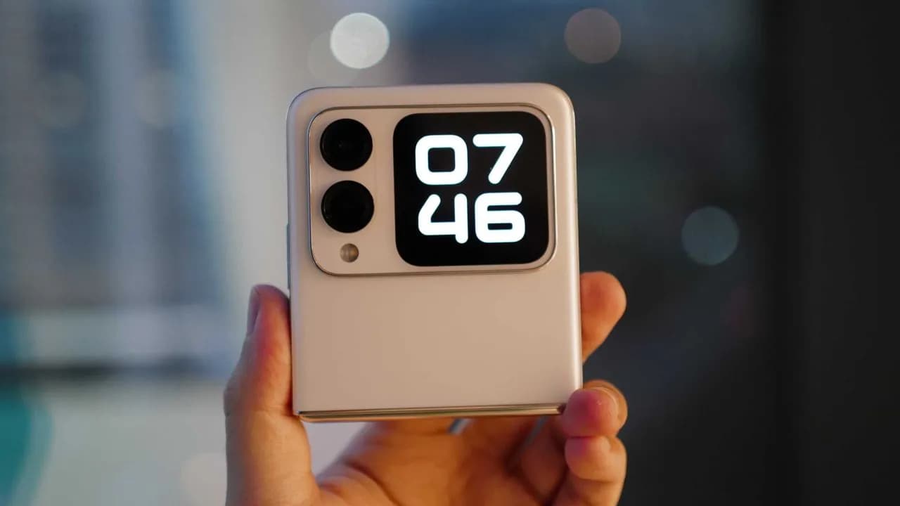 Huawei Nova Flip S