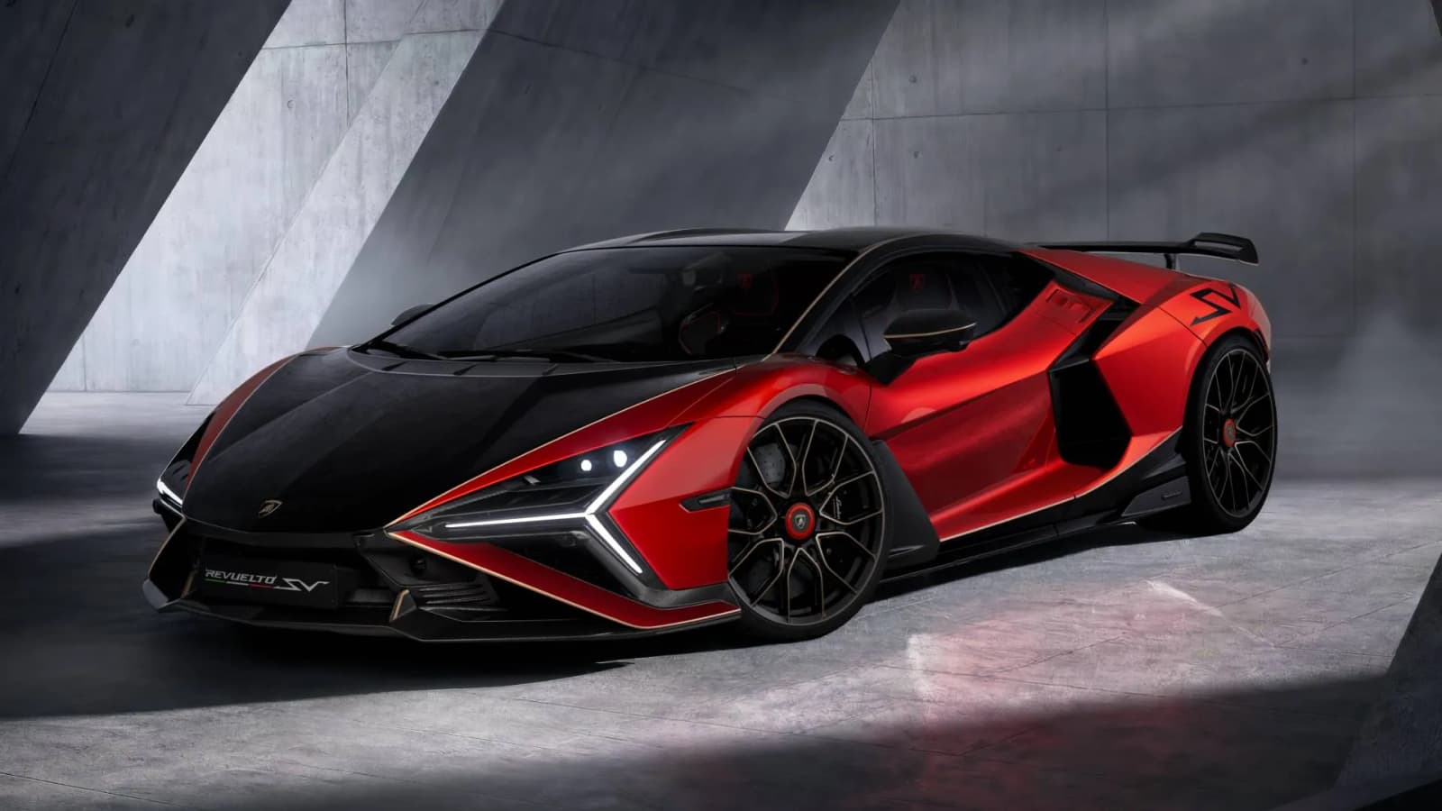 Lamborghini Revuelto Sv