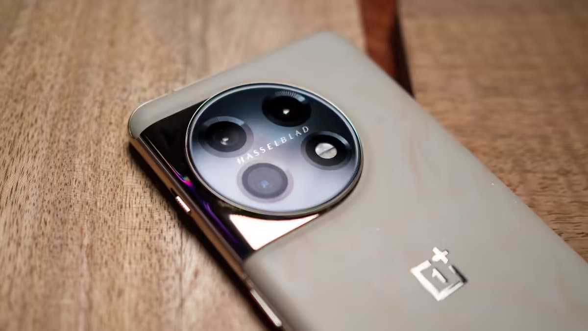 اولین تصاویر رسمی از گوشی موبایل OnePlus 12 منتشر شد