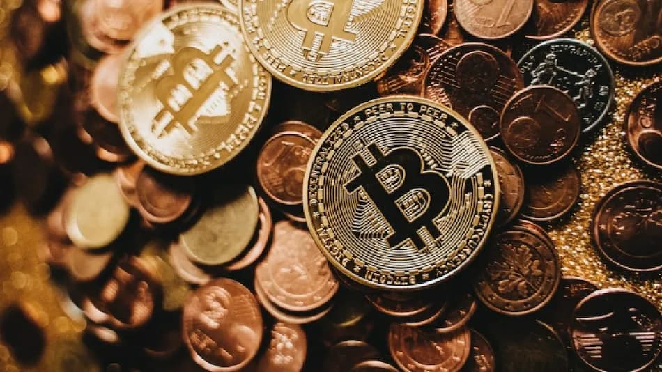 بیت کوین و اتر در میان نوسانات بازار ارزدیجیتال پایدار هستند