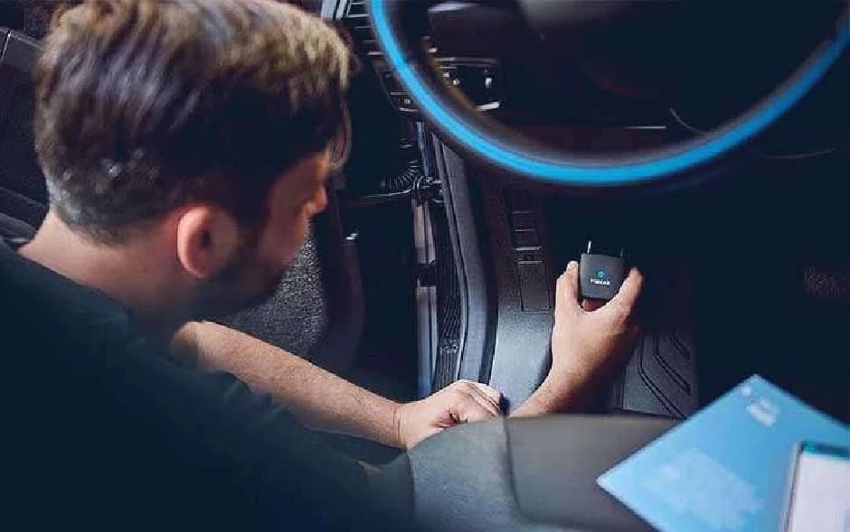 اهمیت خرید ردیاب ماشین از پیام جی پی اس