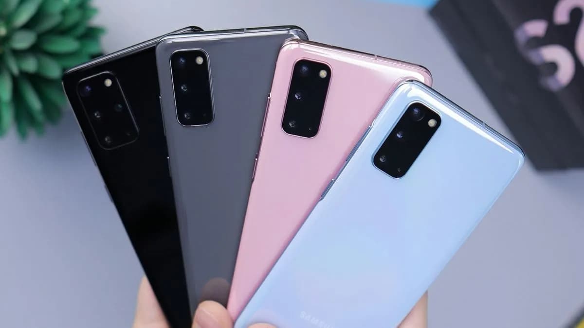 سامسونگ بهروزرسانیهای نرمافزاری سری Galaxy S20 را قطع میکند