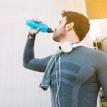 رابطه ورزش با آب آشامیدنی