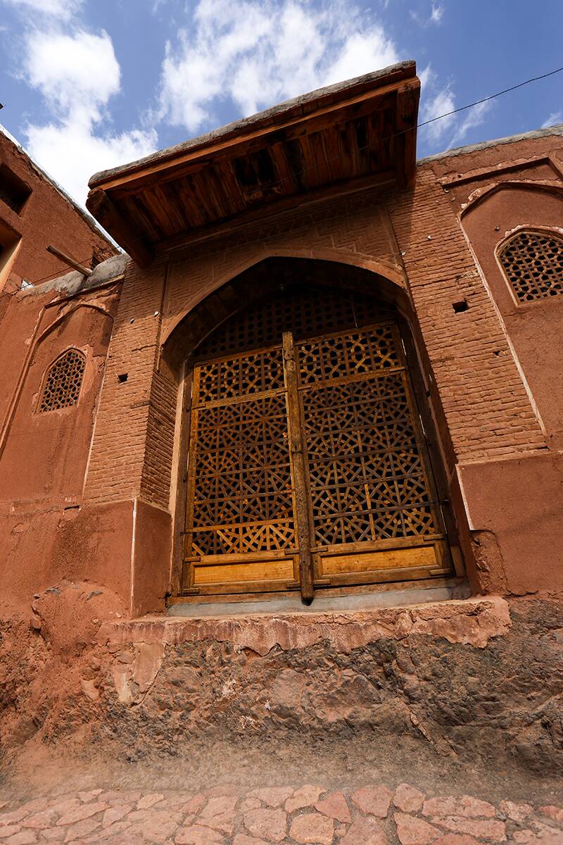 روستای ابیانه،با معماری قرمز حیرت آور