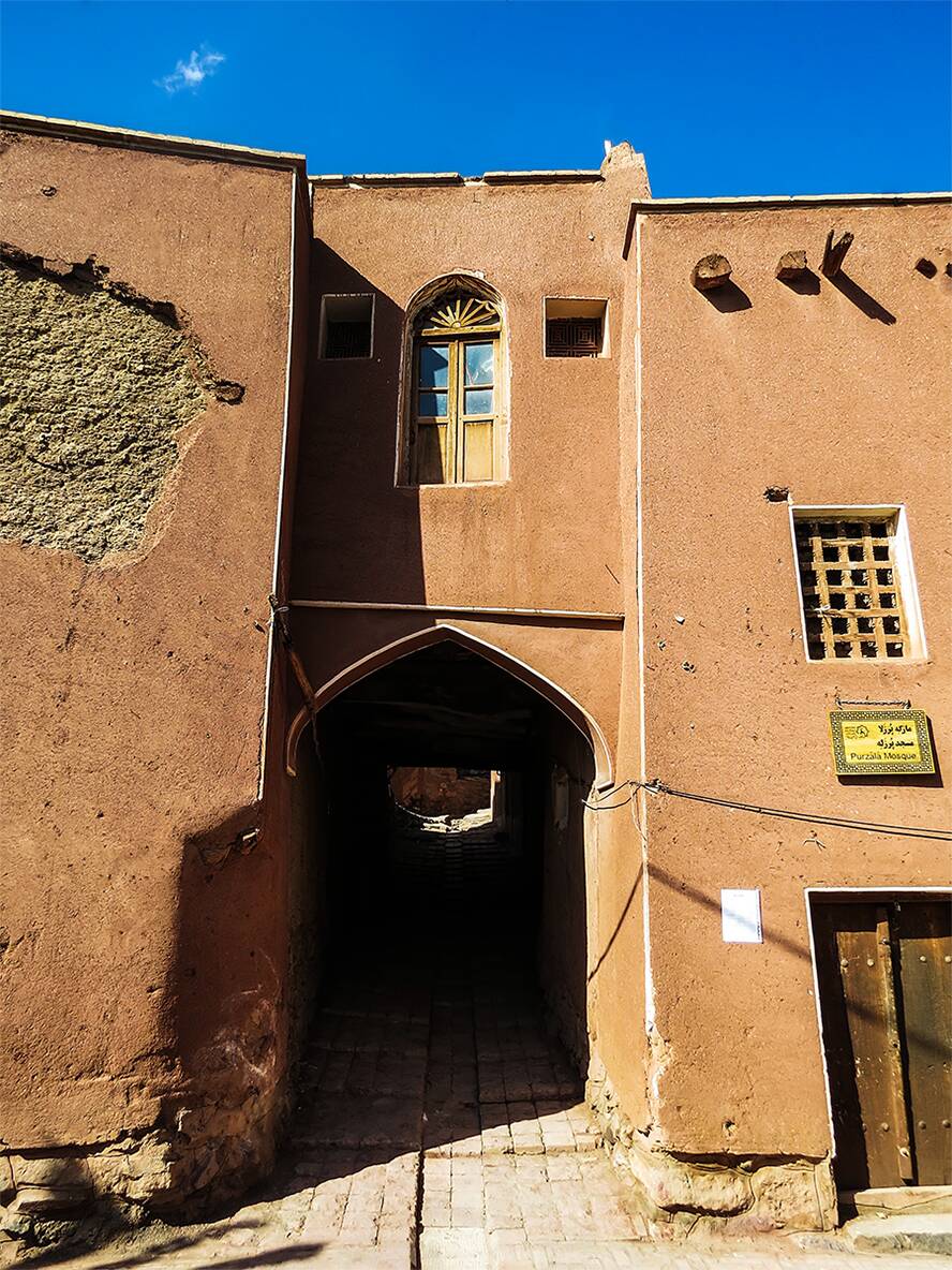 روستای ابیانه،با معماری قرمز حیرت آور