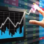 ضعف دانش مالی به عنوان یکی از دلایل اصلی می‌تواند باعث عدم انتفاع مردم از بازار سرمایه شود.