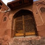 روستای ابیانه،با معماری قرمز حیرت آور