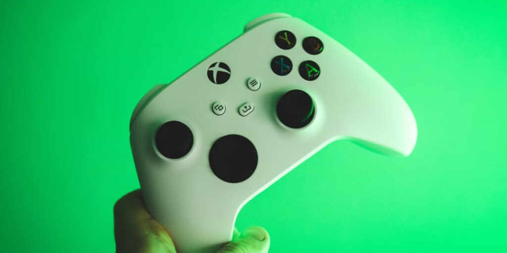 How to Extend the Battery Life of Your Xbox Wireless Controller
