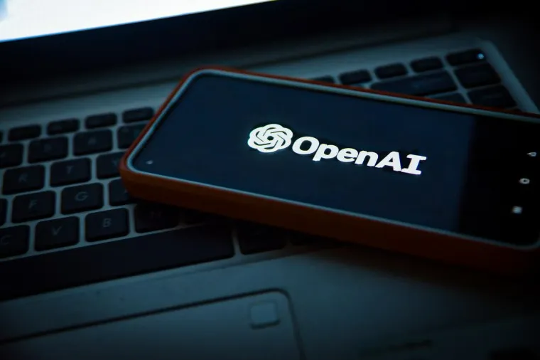 کمپانی OpenAI شکایت ایلان ماسک را ناشی از پشیبانی ترک این شرکت می داند