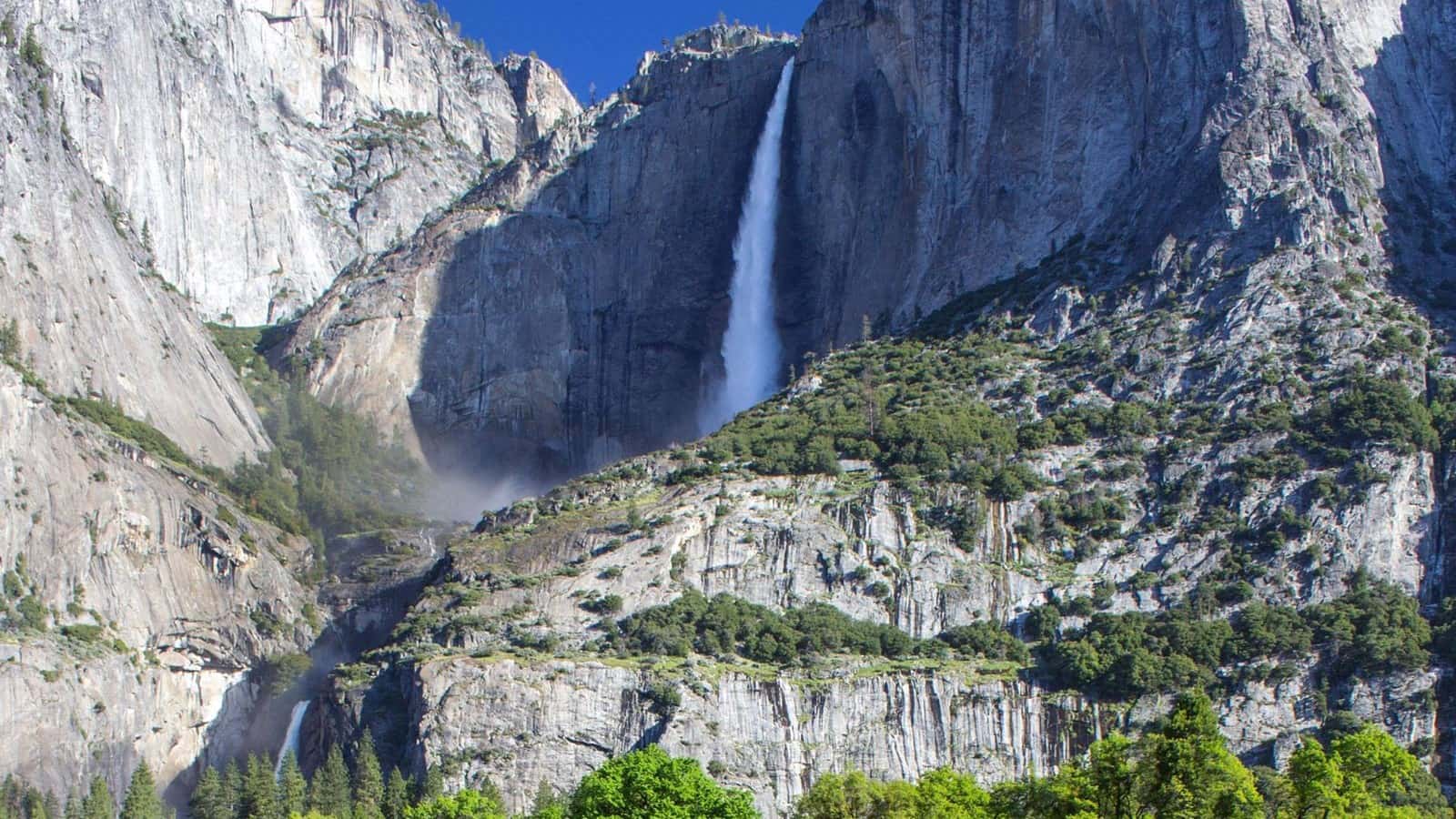 آبشار یوسیمیتی (Yosemite Falls)