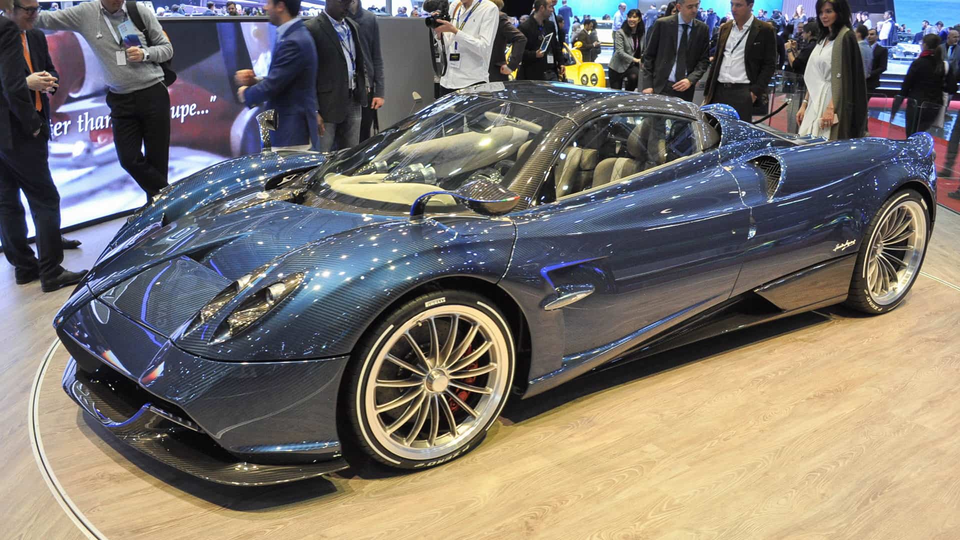 پیترسون هوراکان (Pagani Huayra Roadster)