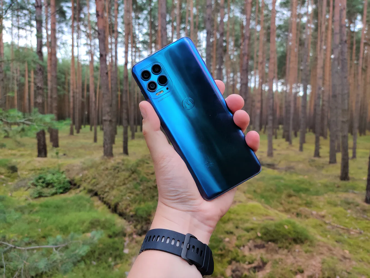 Motorola Moto G100