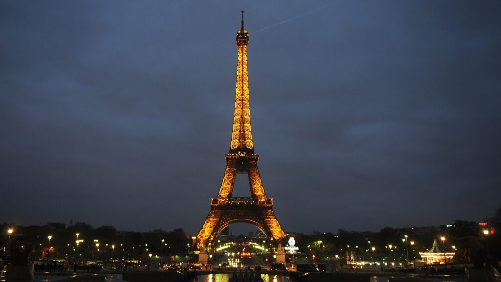 تصویری از Eiffel Tower