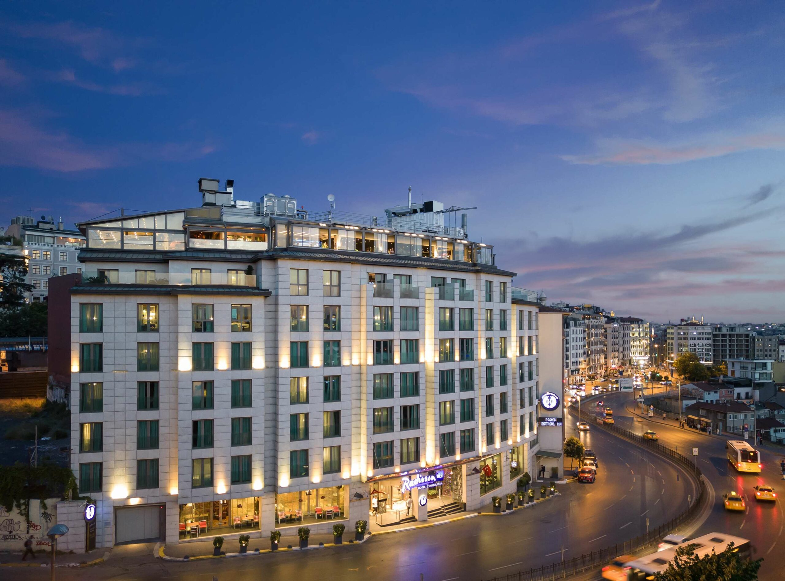 radisson blu istanbul