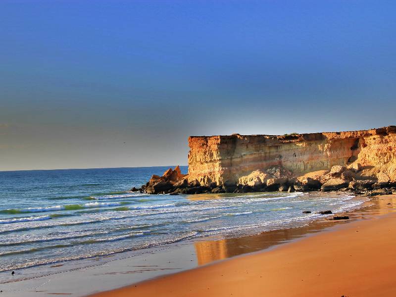 بهترین زمان برای سفر به قشم و بازدید از جاذبههای طبیعی