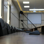 سیستم کنفرانس صامع انتخابی هوشمندانه برای برگزاری جلسات و همایش‌های حرفه‌ای