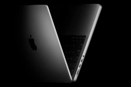 MacBook Pro M5